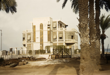 Slide, Robin Boyd, 1950