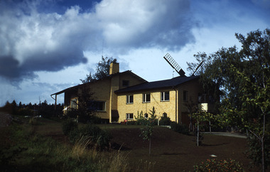 Slide, Robin Boyd, 1950