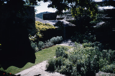 Slide, Robin Boyd, 1956-1957