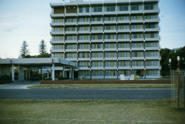 Slide, Robin Boyd