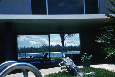 Slide, Robin Boyd