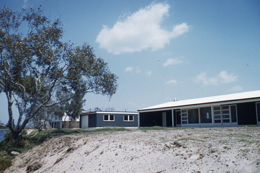 Slide, Robin Boyd