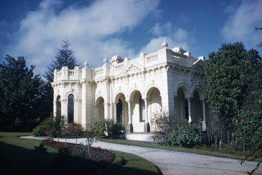 Slide, Robin Boyd