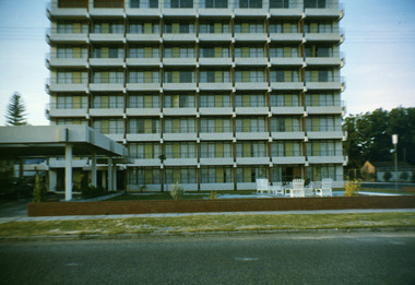 Slide, Robin Boyd