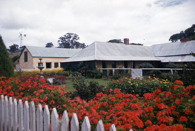 Slide, Robin Boyd
