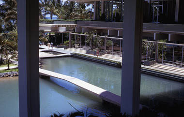 Slide, Robin Boyd, 1969