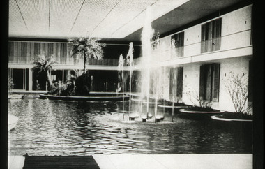 Slide, Robin Boyd