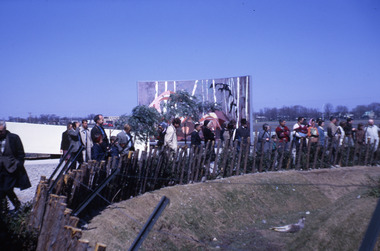 Slide, Robin Boyd, 1967