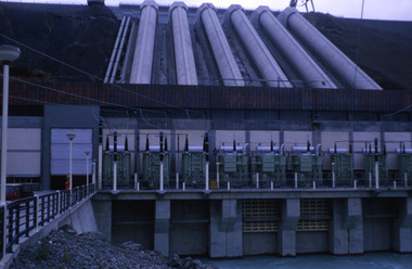 Slide, Robin Boyd, 1967