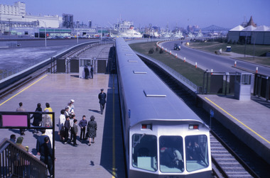 Slide, Robin Boyd, 1967