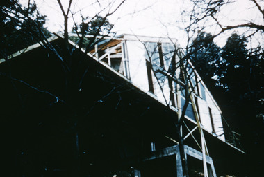 Slide, Robin Boyd