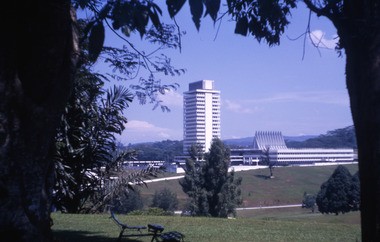 Slide, Robin Boyd, 1970