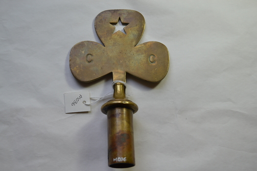 Clover shaped brass finial for flagpole