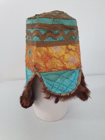 Image of a Tibetan hat with fur flaps
