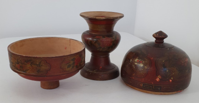 Image of fruit bowl in three parts from Bomdila, India.
