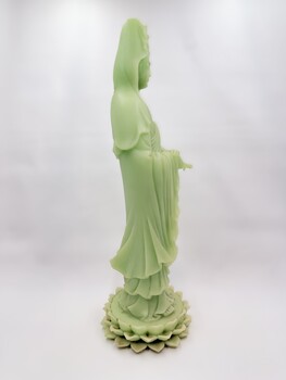Side of Quan Yin statue