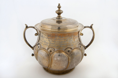 Container - Lidded sugar bowl