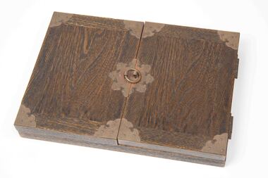 Plaque, 1989