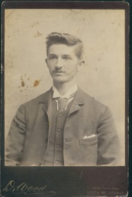 Citation & photograph, C. 1908