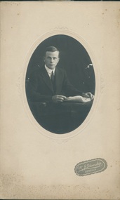 Photograph, 1925