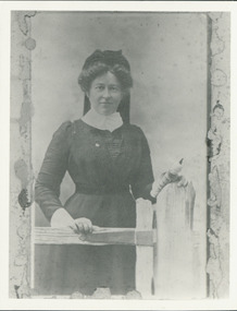 Photograph, Sister Bessie (Emma Elizabeth Dau), Undated c. 1915