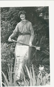 Photograph, Undated