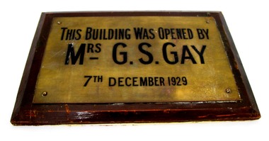 Plaque