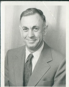 BW small portrait photo, 1975
