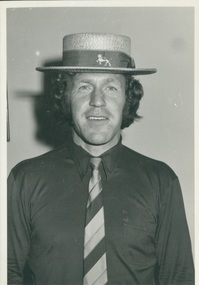BW photo (glossy), Undated