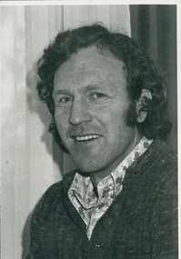 BW photo (glossy), 1975