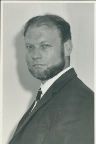 BW photo, Undated