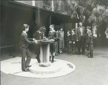 BW photo, September 1987