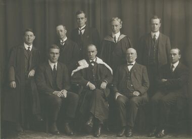 Photograph, Monteath, Congregational College students and staff 1919