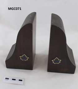 Functional object - Bookends