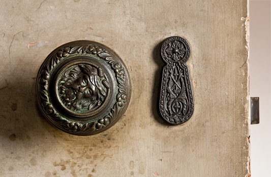 Door Accessories, Villa Alba