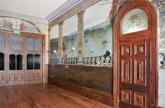Vestibule, Villa Alba