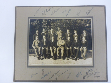Photograph - 1933 VSF Class Photo - with student and staff signatures, 1933