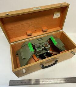 Instrument - Mirror Stereoscope, Mirror Stereoscope. Topcon Kogaku Kikai, Japan
