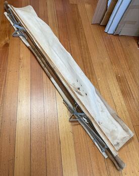 Folding Pole Field Stretcher