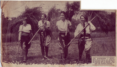 Newspaper - Newspaper Cutting, The Herald, Making Girl Gardeners, 1931