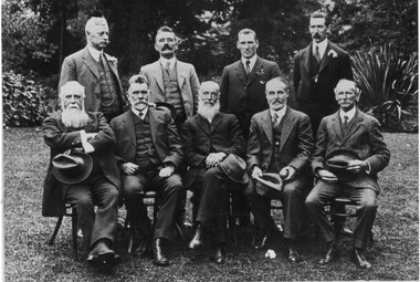 Photograph - Black and white print, Australian Pomological Committee, Melbourne 1916, 1916