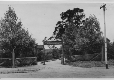 Photograph - Black and white print, Entrance Gates at Swan Street, 1943