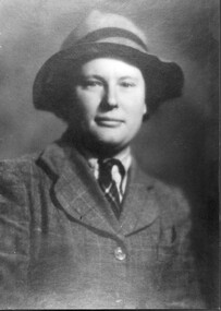Photograph - Black and white print, Julian Smith, Alice Tucker nee Glascodine, Latee 1930's