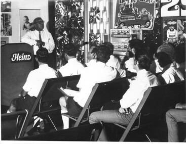 Photograph - Black and white print, Information Branch Victorian Department of Agriculture, Excursion, 1970