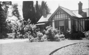 Photograph - Black and white print, Principal's Residence, 1944-1945