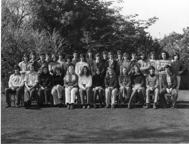 Photograph - Black and white print, Information Branch Victorian Department of Agriculture, Group of Diploma I Students 1974, 1974