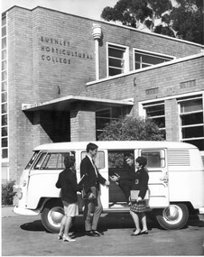 Photograph - Black and white print, Information Branch Victorian Department of Agriculture, Students About to go on an Excursion, c. 1969