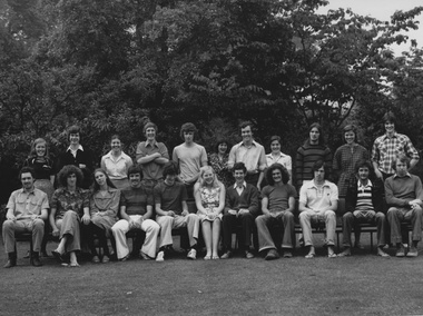 Photograph - Black and white prints, Information Branch Victorian Department of Agriculture, 1976 year Group, 1976