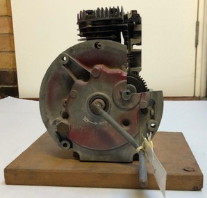 Machine - Cutaway Model, Ross Payne, Cutaway 4-Stroke Lawnmower Engine teaching model