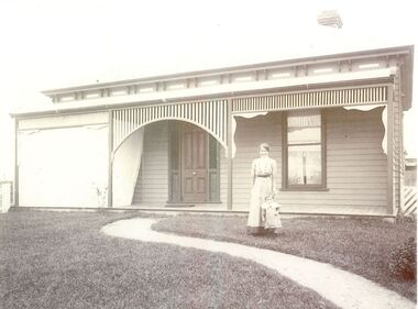 Photograph, 65 Cox St